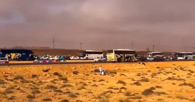 Direniş yolda engel Sirte de: Gazze konvoyu Libya çölünde kaldı VİDEO İZLE