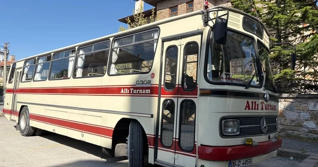 1985 model otobüsü Allı Turnam ile 3 yıldır Anadolu yu geziyor Kırşehir Haberleri