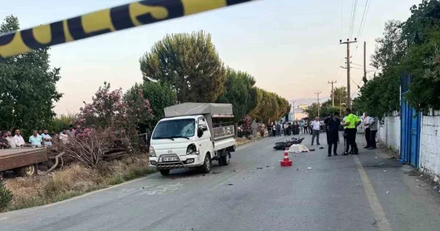 Aydın da kamyonet ile motosiklet çarpıştı: Ölü ve yaralılar var Aydın Haberleri