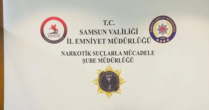 Samsun da ruhsatsız silah ve uyuşturucu operasyonları! 3 zanlı yakalandı