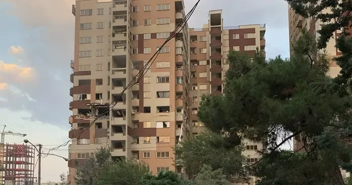 İran hava saldırılarını savaş ilanı olarak niteledi! En az 20 üst düzey İranlı komutan hayatını kaybetti