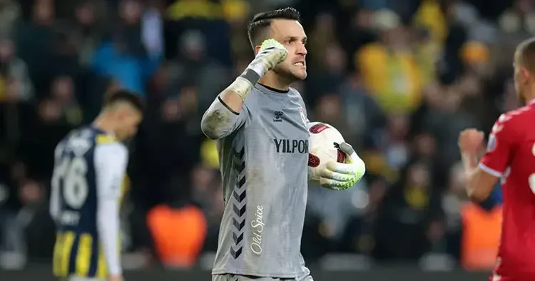 Okan Kocuk Süper Lig in vazgeçilmezi oldu