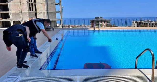 Akülü arabayla oyun faciaya döndü: 4 yaşındaki çocuk havuza düştü Samsun Haberleri