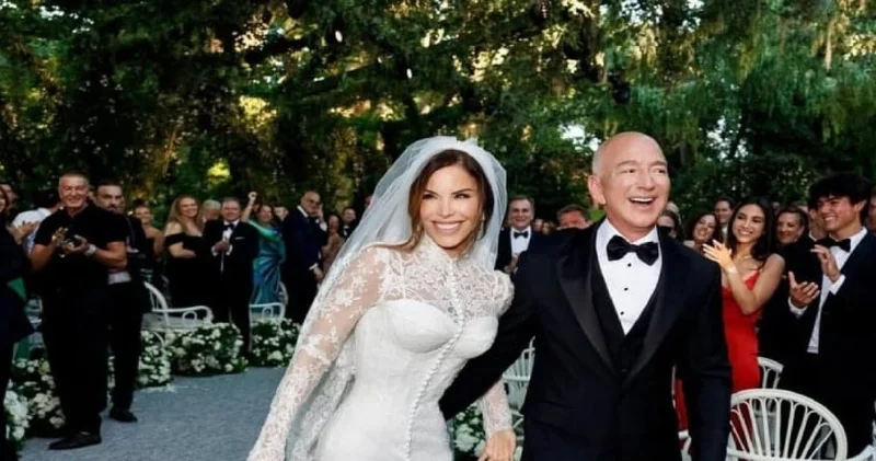 Yılın düğünü yetmedi.. Jeff Bezos un çılgın hediyesi