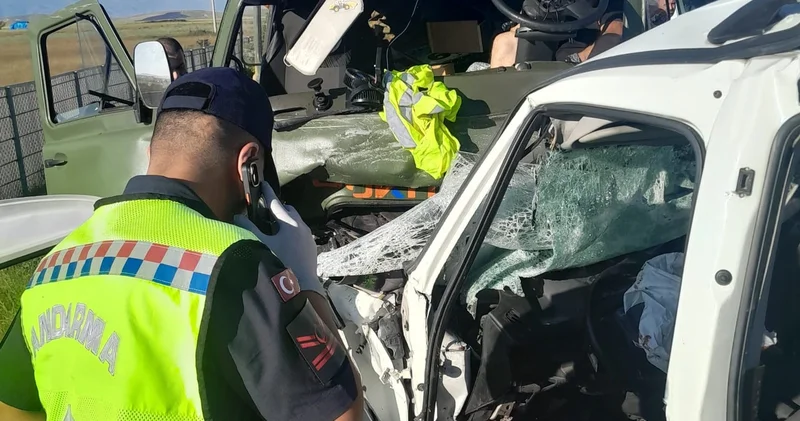 Bayburt ta katliam gibi kaza! 2 ölü, 6 yaralı