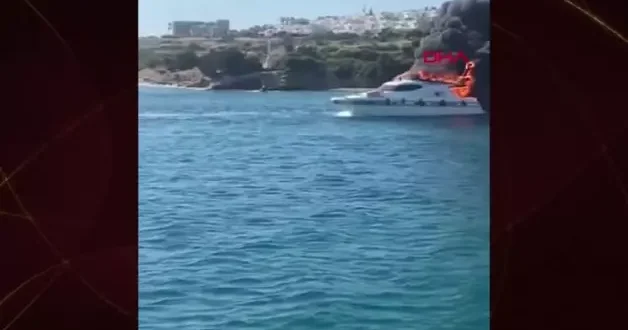 Çeşme deki Marina da korku dolu anlar! Yat alev alev yandı