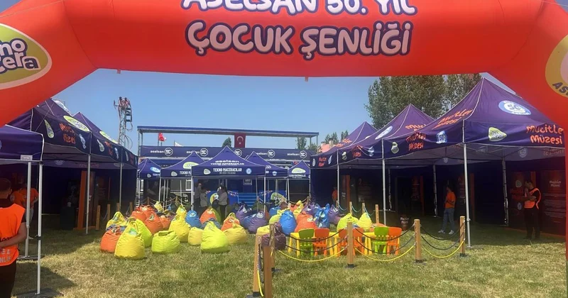 ASELSAN Tekno Macera Tırı Van’da