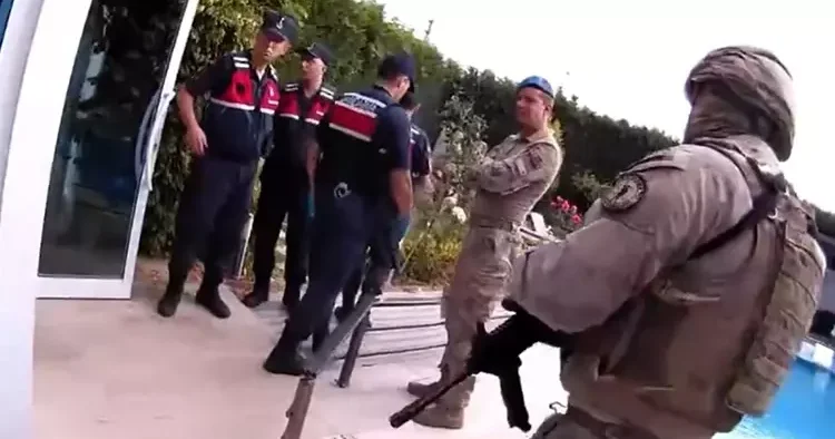 Jandarma, filmin sonu notuyla paylaştı... 115 kişinin canını yaktılar, baskınlarla yakalandılar