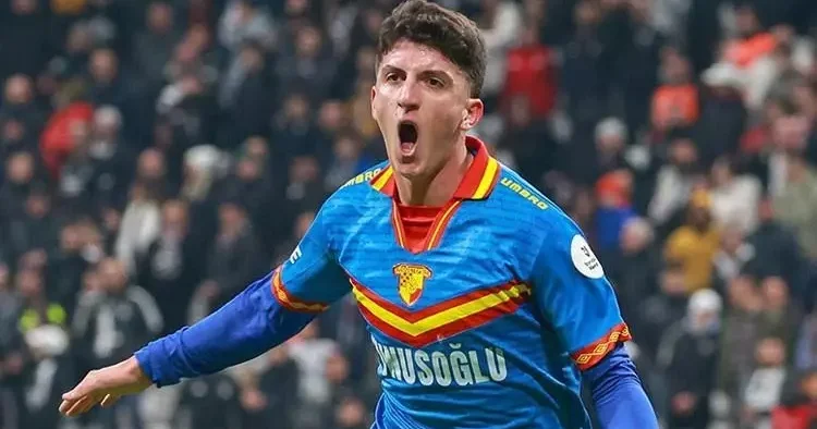 Göztepe, Taha Altıkardeş in sözleşmesini uzattı!