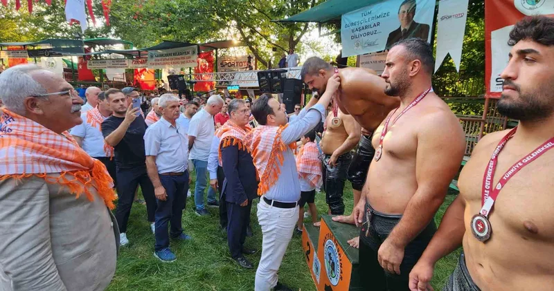 Menteşe Beşpınar Yağlı Güreşleri nde başpehlivan Cengizhan Şimşek oldu