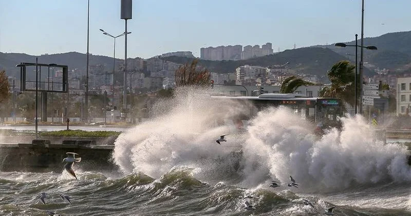 Marmara ve Kuzey Ege kıyılarında kuvvetli rüzgâr bekleniyor