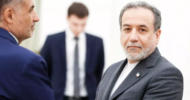Arakçi: Sadece nükleer programı görüşürüz