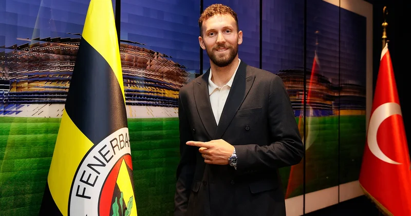 Tarık Çetin: En büyük hayalim Fenerbahçe formasıyla şampiyonluk yaşamak