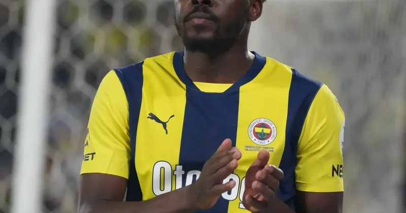 Sessiz sedasız evine dönmüştü: Osayi ilk maçında manşetlere çıktı