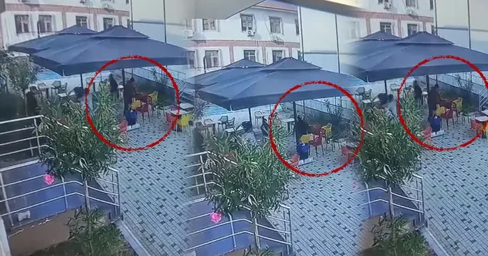 Spor kompleksinde sandalyenin üzerinde zıplayarak kırdılar! Olay anı saniye saniye güvenlik kamerasına yansıdı