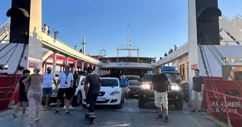 Feribotta yangın! 200 kişi tahliye edildi Son dakika haberleri