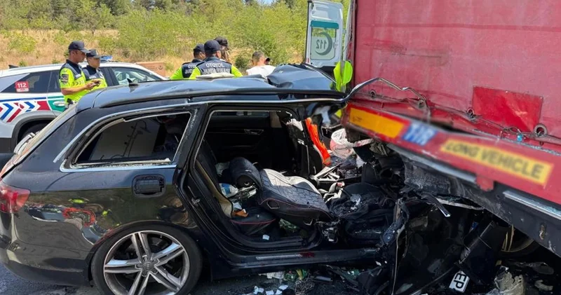 Kırklareli de feci kaza! Tır, otomobilin altına girdi: Yaralılar var