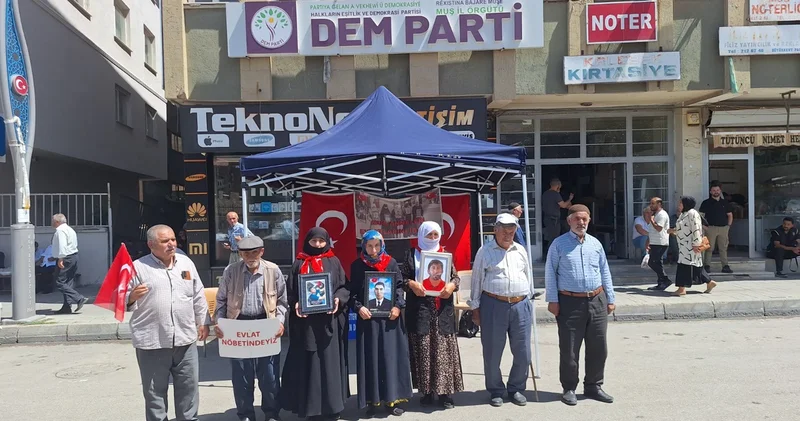 Evlat nöbetinde Terörsüz Türkiye umudu