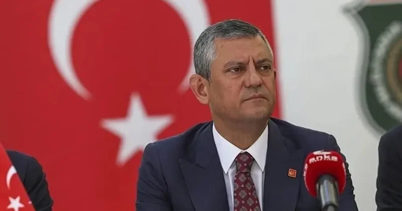 Başkan Erdoğan’a hakaretlerde bulunmuştu: Özgür Özel’e siyasi isimlerden tepki yağdı!