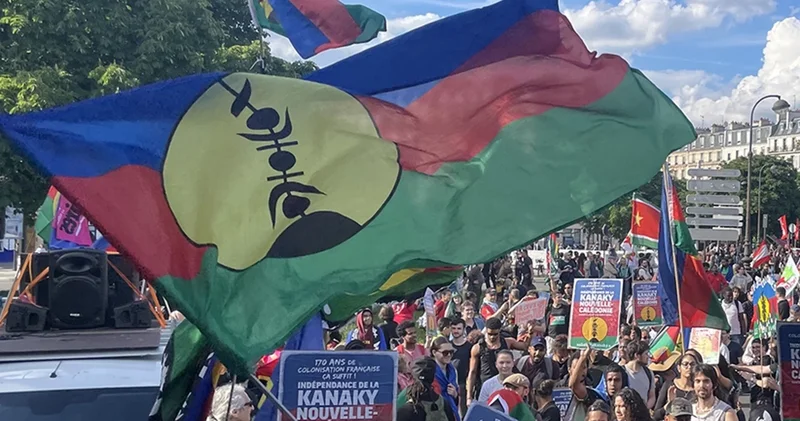 Yeni Kaledonya dan Fransa ile yapılan anlaşmaya ret