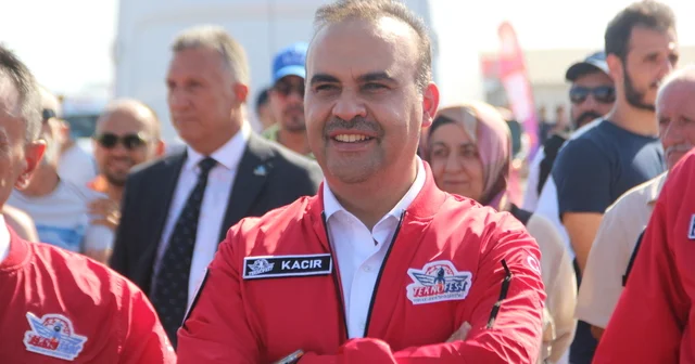 Bakan Kacır: TEKNOFEST e 7 den 77 ye tüm milletimizi bekliyorum Kocaeli Haberleri