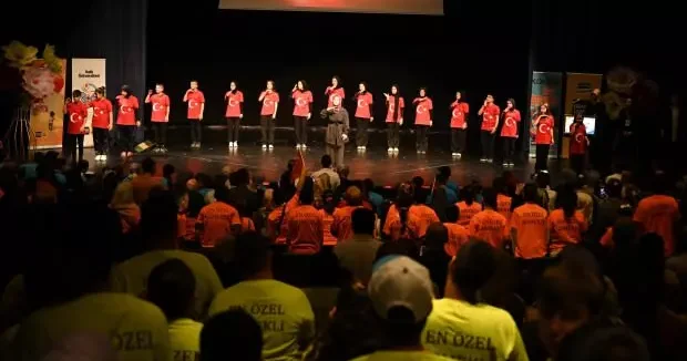 Konya haberleri Özel gençler, yaz okulunu coşkulu şekilde tamamladı 13 Ağustos 2025