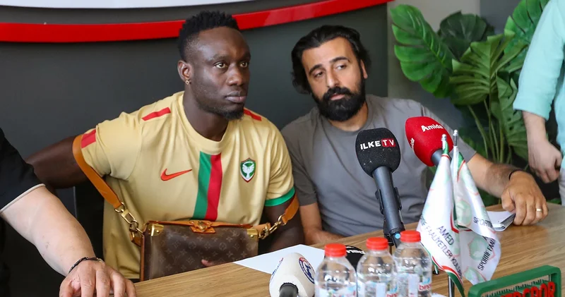 Amedspor, eski Galatasaraylı Mbaye Diagne yi renklerine bağladı