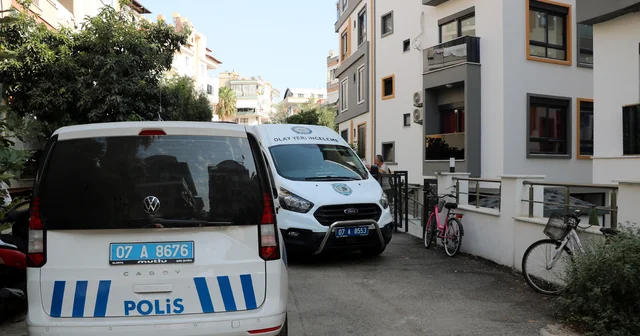Emlakçıyı arayıp Arkadaşımı öldürdüm dedi; eve giren polis cesetle karşılaştı Antalya Haberleri