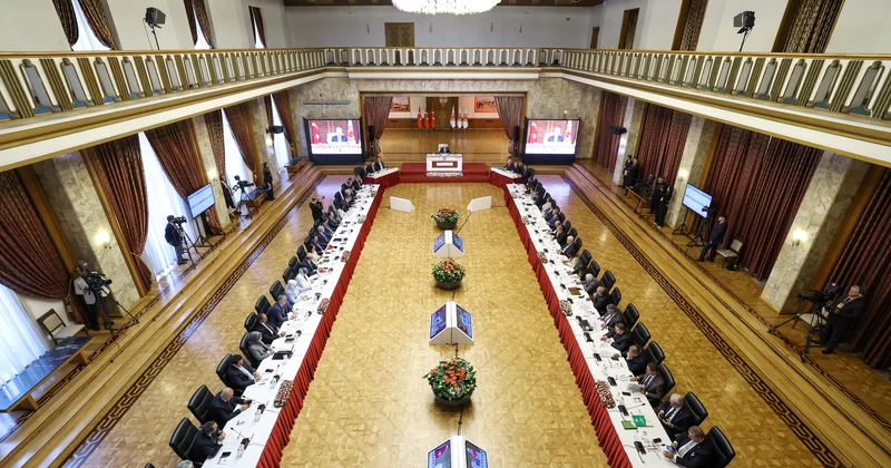 Kulis: AKP seçmeni, komisyondan rahatsız; geri dönüş yolları aranıyor
