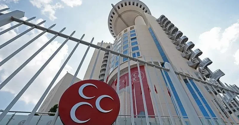 Bir istifa haberi de MHP den Sözcü Gazetesi