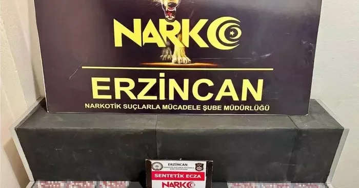 Erzincan’da 643 adet sentetik ecza maddesi ele geçirildi