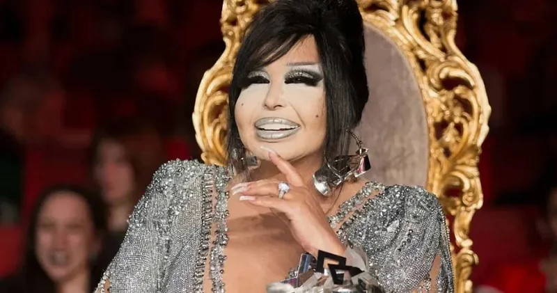 Bülent Ersoy seyircisine küfretti ortalık karıştı
