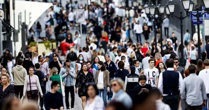 Türkiye nin nüfusu belli oldu! İlk altı ayda 160 binlik artış...