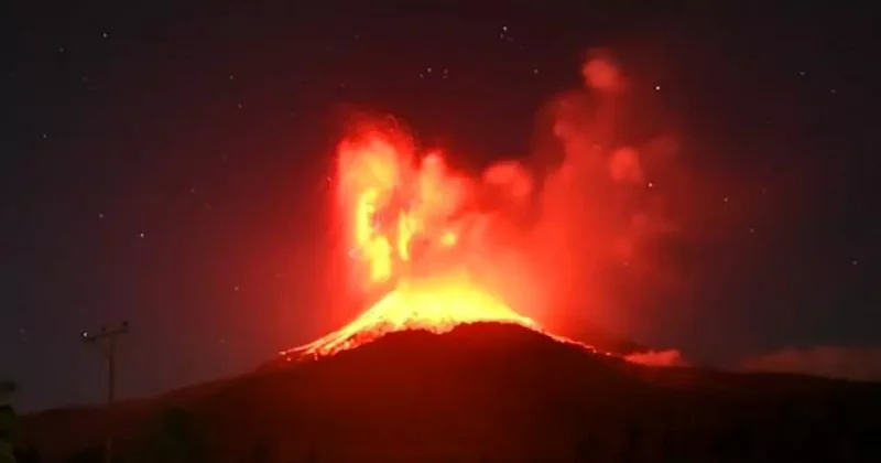 Endonezya’da yanardağı patlaması... Semeru ve Lewotobi Laki Laki alarmı!