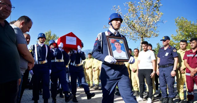 Osmaniye de şehit olan orman işçisi defnedildi VİDEO İZLE
