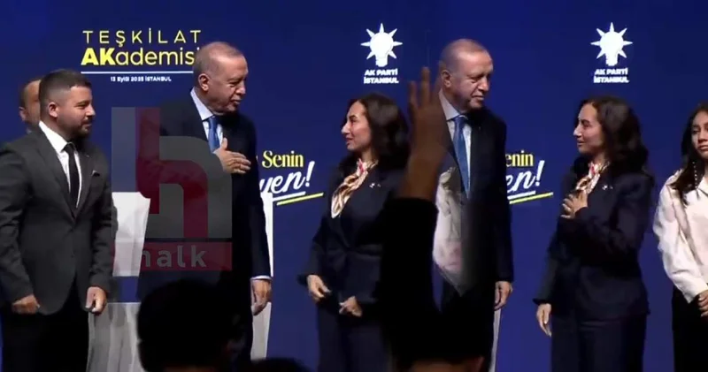 AKP ye geçen Özlem Gürzel Vural Erdoğan a selamı yanlış verdi! Bunlar zamanla oturacak....