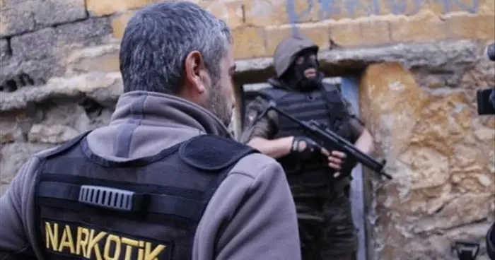 Diyarbakır da uyuşturucuya darbe: 18 zehir taciri tutuklandı