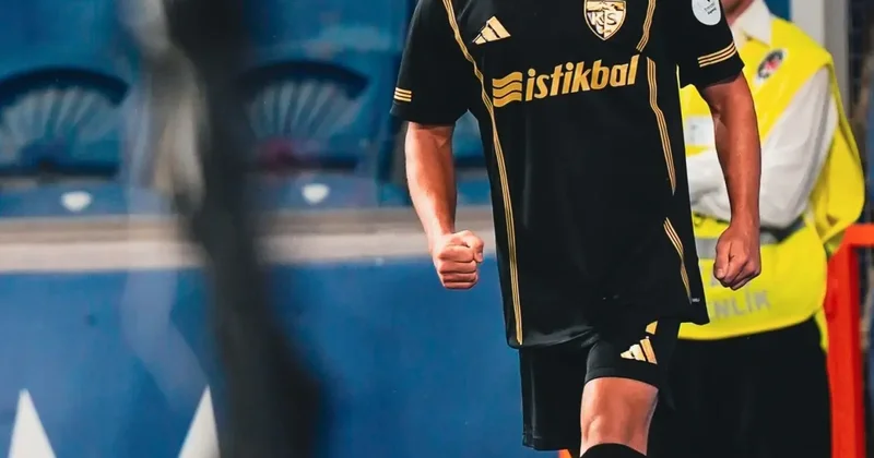 2021 yılında transfer olduğu takımın kaptanı oldu