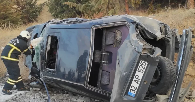 Burdur da dehşet veren kaza! Lüks araç hurdaya döndü