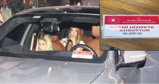 FUNDA KARAYEL Çakarlı aşklar ve sahte hayatlar
