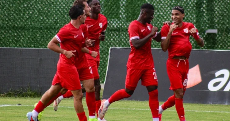 Boluspor, Manisa FK engelini 2 golle aştı!