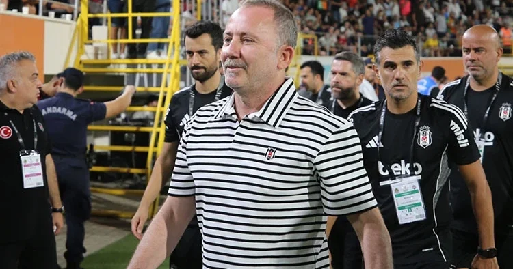 Beşiktaş tan, transferde 25 ayrılık 12 yeni imza