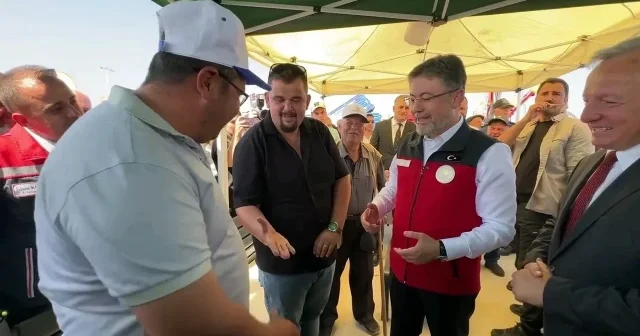 Edirne de gülümseten anlar: Bakan Yumaklı pazarlıkta arabulucu oldu VİDEO İZLE