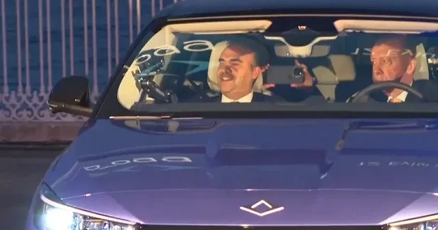 T10F’in ilk teslimatı Cumhurbaşkanı Erdoğan’a yapıldı VİDEO İZLE
