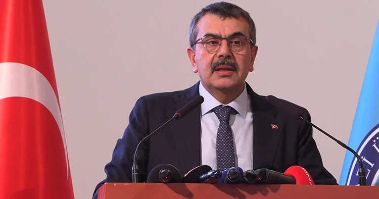 Bakan Tekin den önemli açıklamalar