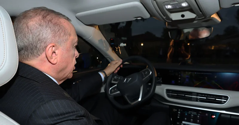 Cumhurbaşkanı Erdoğan, Togg un T10F modeli için Tip Onay Belgesi verildiğini duyurdu