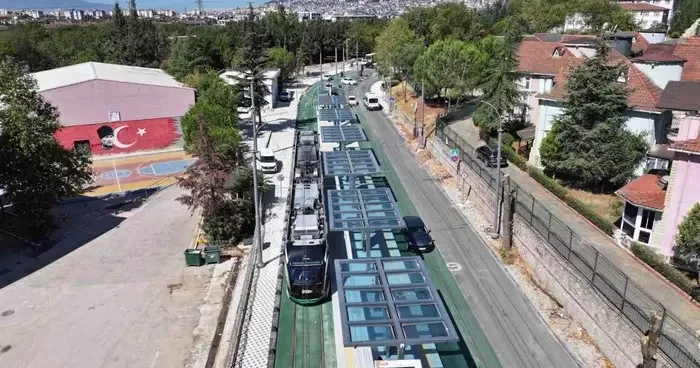 Tramvay hattı bölgeye nefes aldırdı