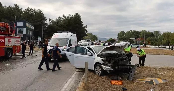 Samsun da Zincirleme Trafik Kazası; 6 Yaralı