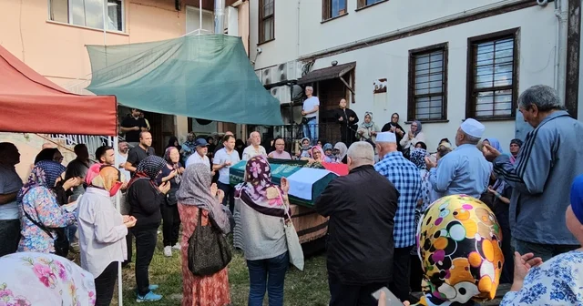 Takıntılı kişinin öldürdüğü abla kardeş toprağa verildi Sakarya Haberleri