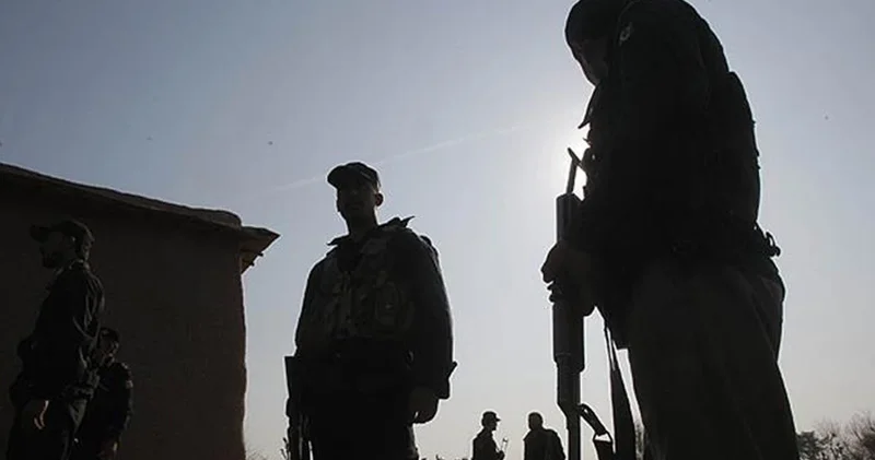 Pakistan da çatışma! 12 asker hayatını kaybetti, 13 militan öldürüldü